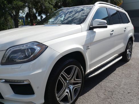 Used 2014 Mercedes-Benz GL 63 AMG 4MATIC image 28