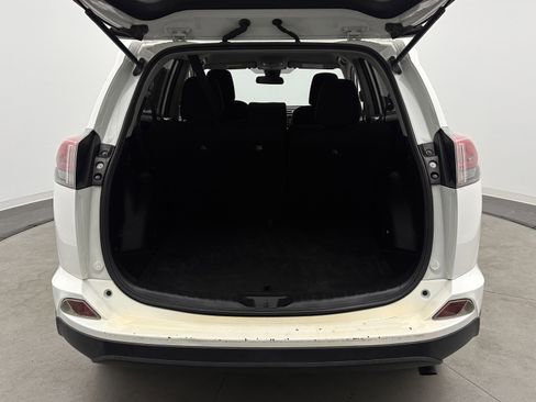 Used 2018 Toyota RAV4 LE image 26