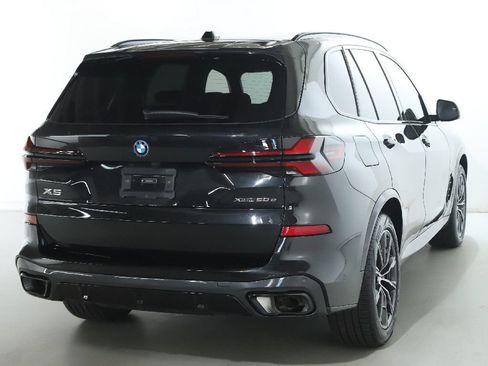 Certified 2025 BMW X5 xDrive50e w/ M Sport Package AWD/4WD image 48