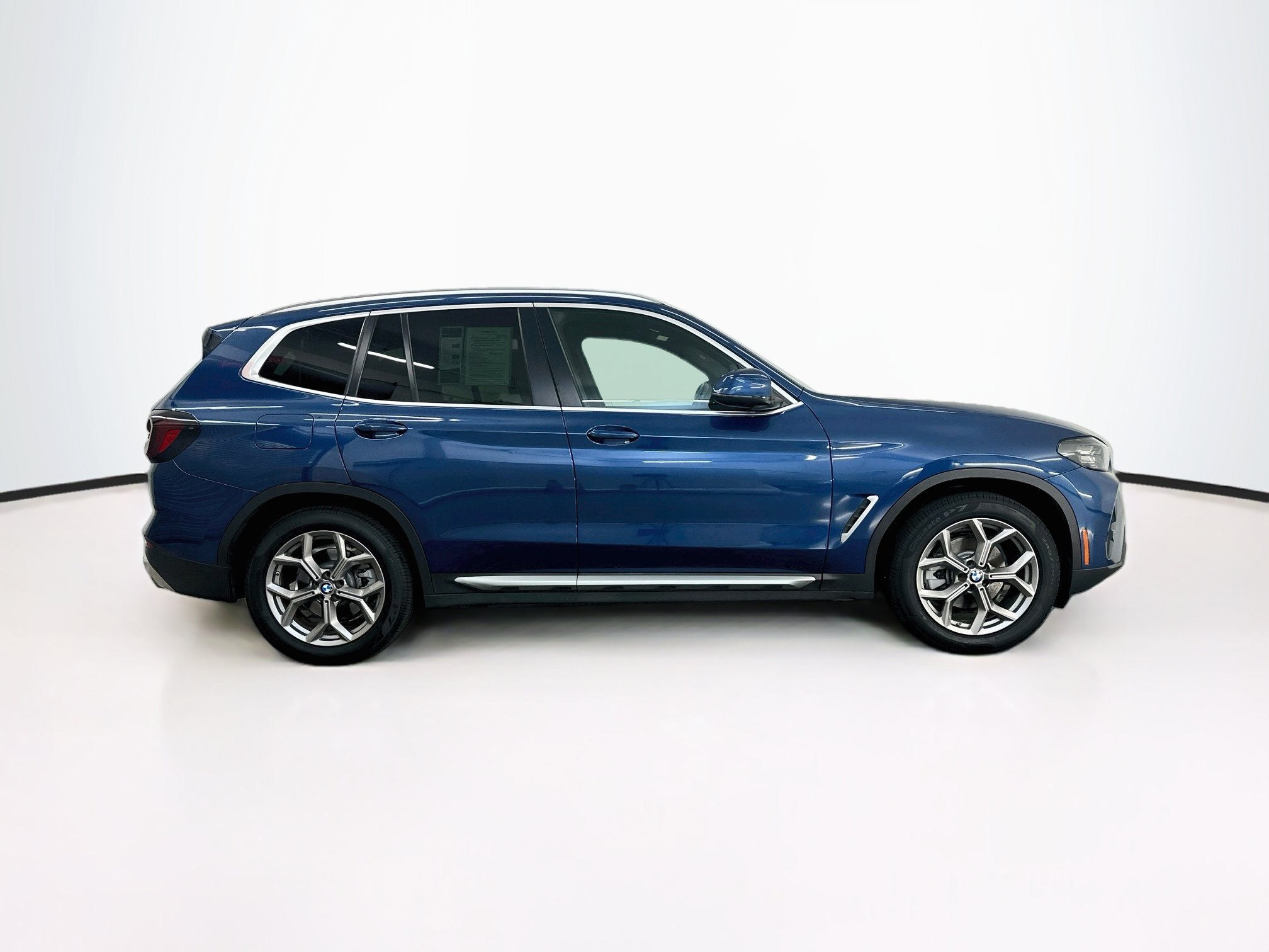 Used 2022 BMW X3 xDrive30i w/ Premium Package 2 AWD/4WD image 10