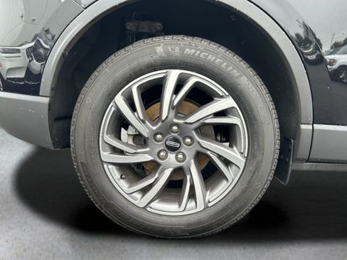 Certified 2023 Lincoln Corsair AWD w/ Equipment Group 101A image 8