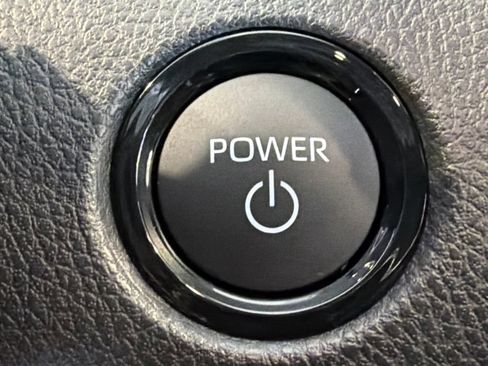 Certified 2026 Toyota Camry SE w/ Convenience Package FWD image 28