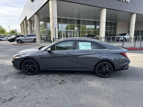 New 2026 Hyundai Elantra SEL Sport Premium FWD image 4