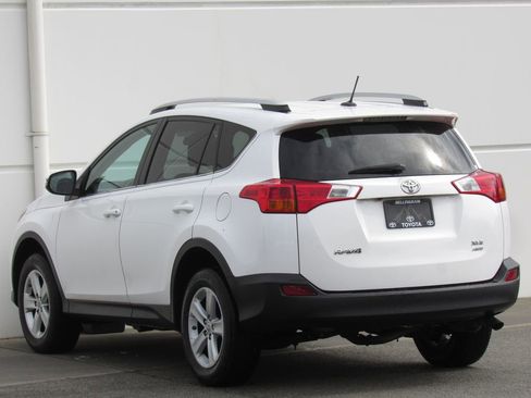 Used 2013 Toyota RAV4 XLE image 5