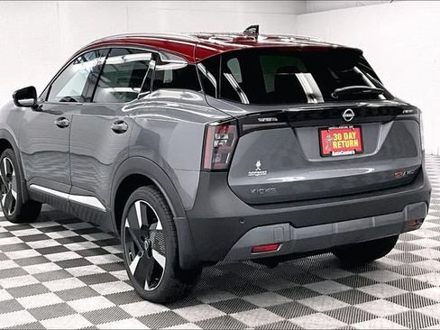 New 2026 Nissan Kicks SR w/ SR Premium Package AWD/4WD image 4