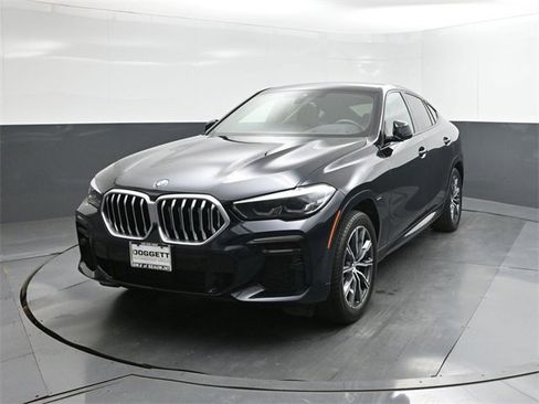 Used 2023 BMW X6 xDrive40i w/ M Sport Package image 30