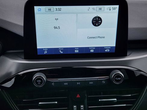 Used 2024 Ford Escape Active w/ Cold Weather Package image 18