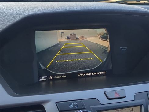 Used 2016 Honda Odyssey Touring Elite image 38