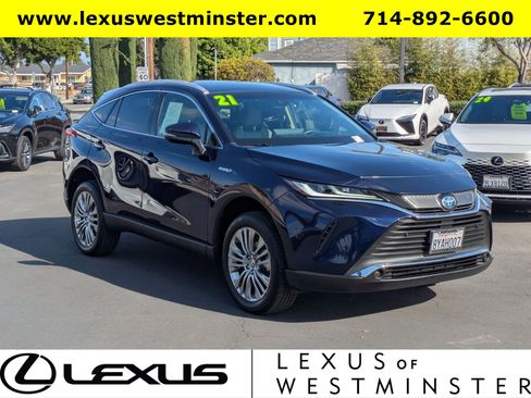 Used 2021 Toyota Venza LE image 3