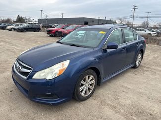 Used 2010 Subaru Legacy 2.5i Premium video 1