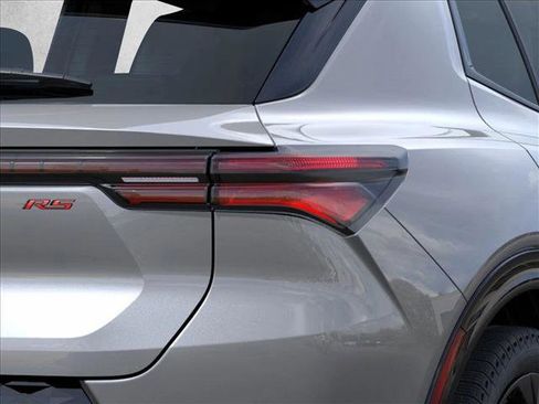 New 2026 Chevrolet Equinox EV RS image 11