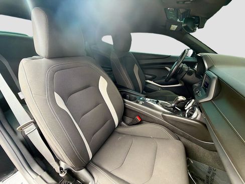 Used 2022 Chevrolet Camaro LT RWD image 14