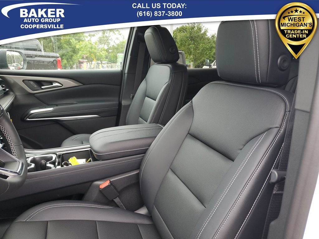 New 2026 Chevrolet Traverse LT w/ Driver Confidence Package AWD/4WD image 15