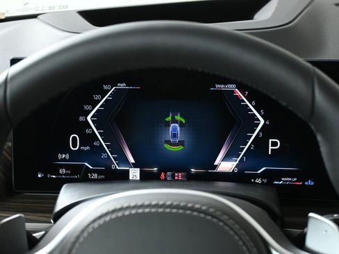 New 2026 BMW X5 xDrive40i w/ M Sport Package image 19