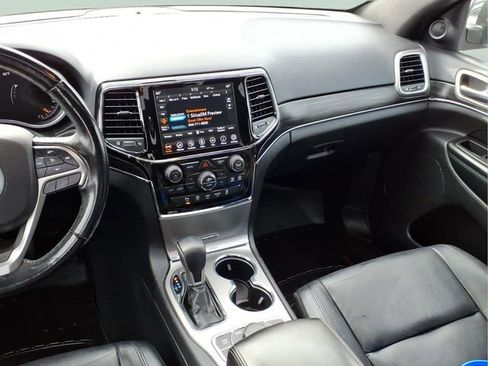 Used 2020 Jeep Grand Cherokee Limited image 17