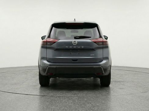 Used 2025 Nissan Rogue SV FWD image 7