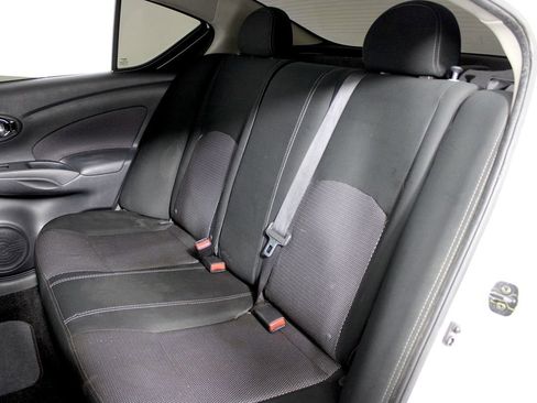 Used 2019 Nissan Versa SV FWD image 17
