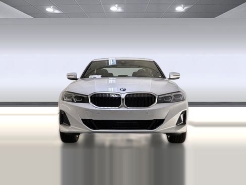 Used 2026 BMW 330i Sedan w/ Convenience Package RWD image 6