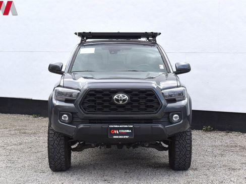Used 2020 Toyota Tacoma TRD Off-Road w/ TRD Premium Off Road Package AWD/4WD image 7
