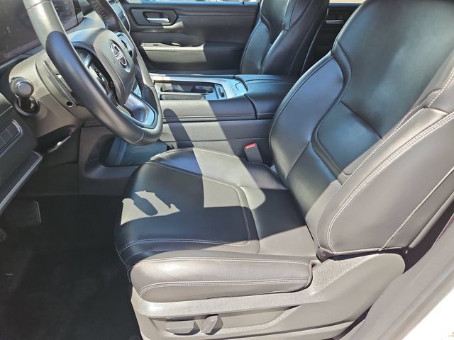 Certified 2025 Nissan Armada SV AWD/4WD image 13
