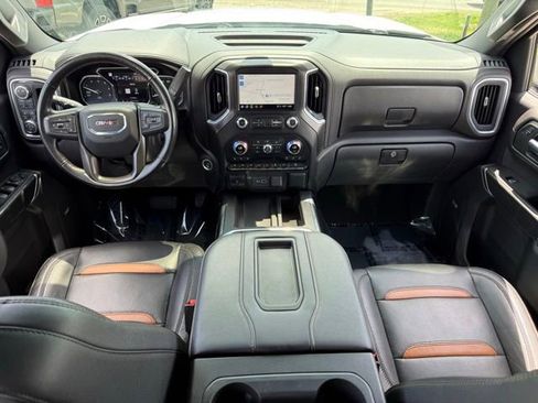 Used 2021 GMC Sierra 1500 AT4 w/ Technology Package AWD/4WD image 38