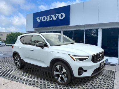 Certified 2024 Volvo XC40 B5 Plus