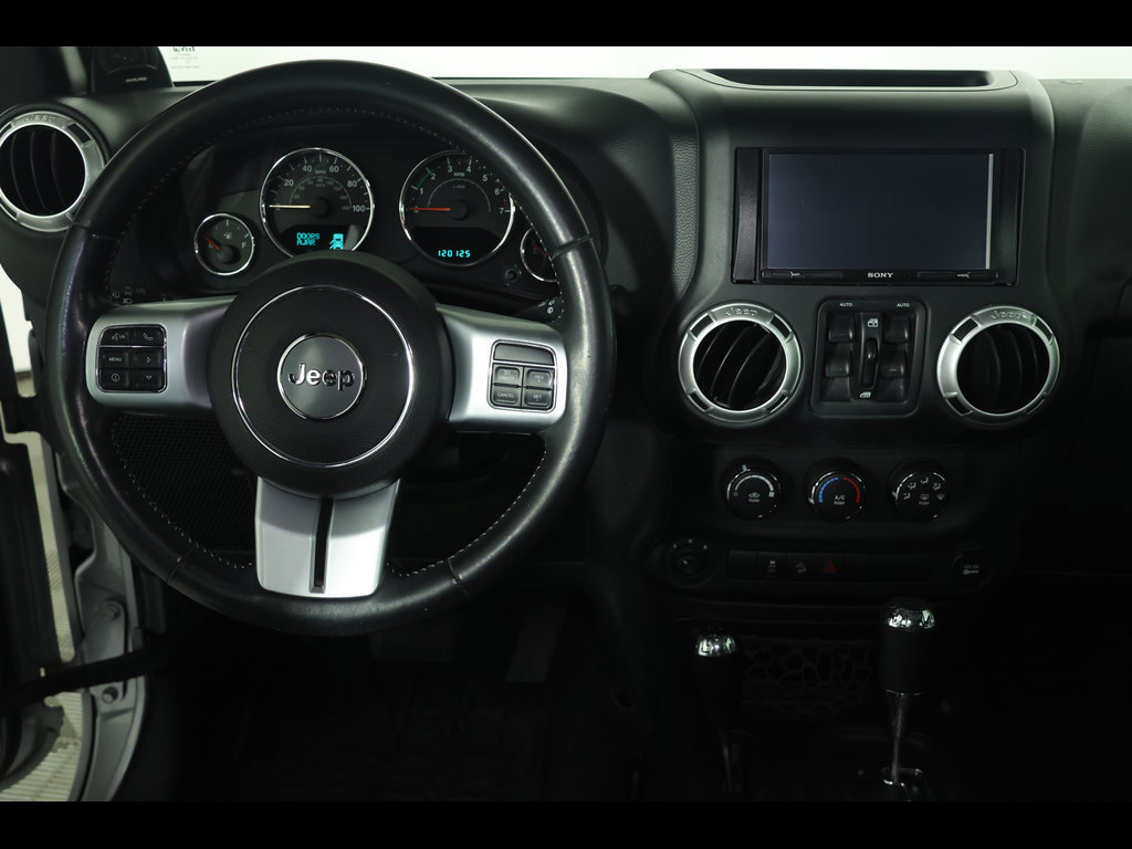 Used 2014 Jeep Wrangler Unlimited Sport AWD/4WD image 11