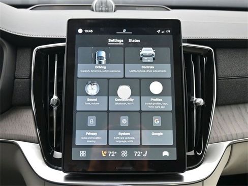 New 2026 Volvo XC90 B6 Ultra image 16