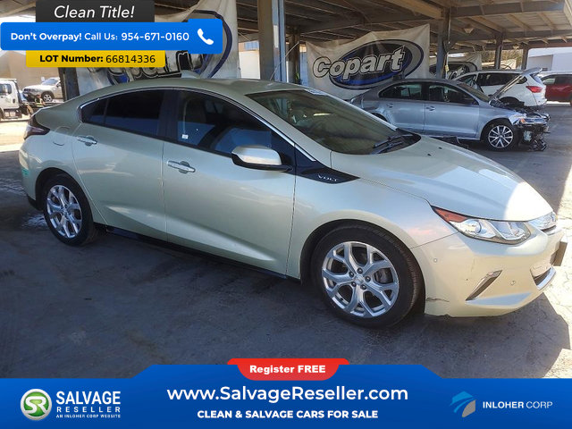 Used 2017 Chevrolet Volt Premier w/ Driver Confidence II Package FWD image 5