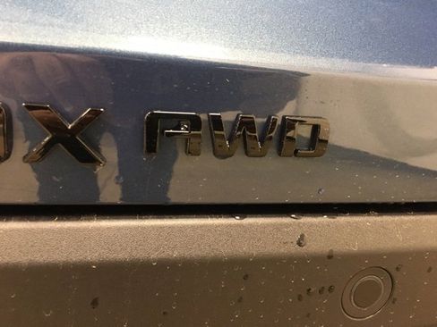 New 2026 Chevrolet Equinox LT w/ Convenience Package II image 12