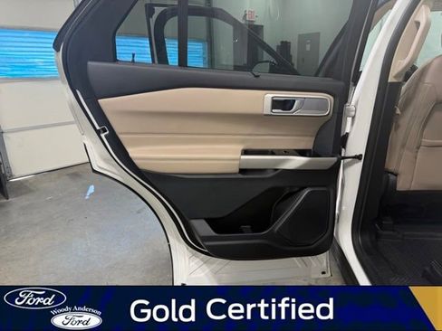 Certified 2021 Ford Explorer Limited w/ Equipment Group 301A RWD image 27