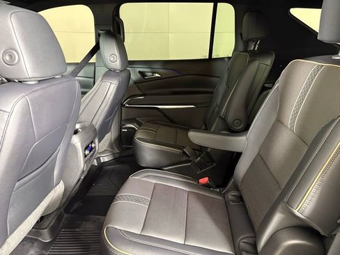 Used 2026 Chevrolet Traverse High Country w/ LPO, Floor Liner Package image 40