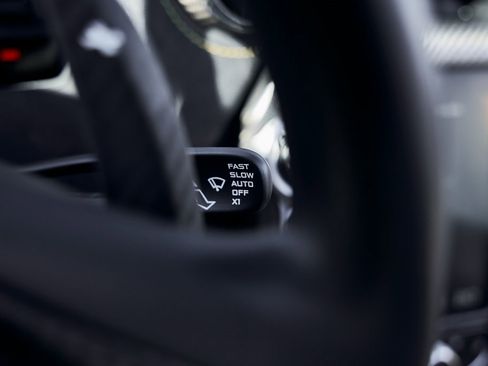 Used 2022 McLaren 720S Spider image 61