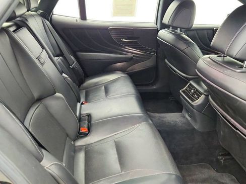 Used 2019 Lexus LS 500 AWD w/ Accessory Package (Z1) image 23