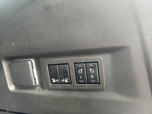 Used 2023 Chevrolet Tahoe RST w/ Luxury Package AWD/4WD image 29