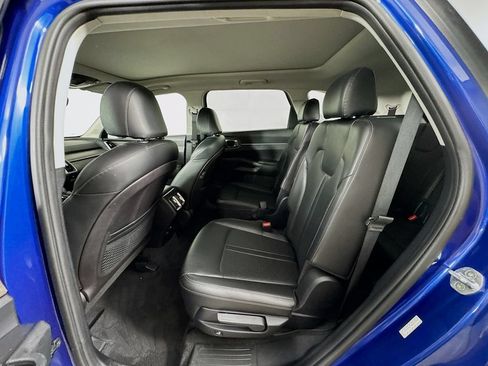 Used 2022 Kia Sorento EX w/ Panoramic Sunroof Package FWD image 26