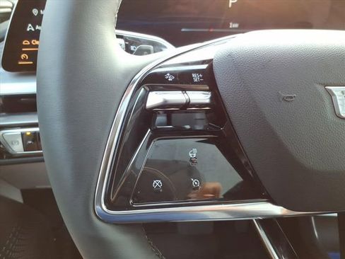 New 2025 Cadillac Lyriq Sport image 34