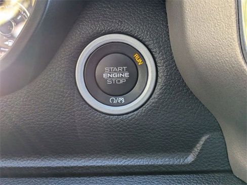 Certified 2022 RAM 1500 Laramie image 21