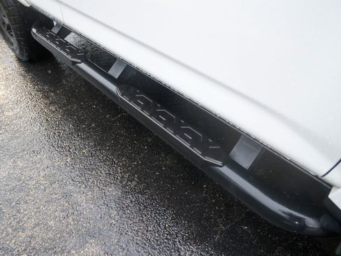 Used 2021 Toyota 4Runner SR5 Premium w/ Moonroof Package RWD image 12