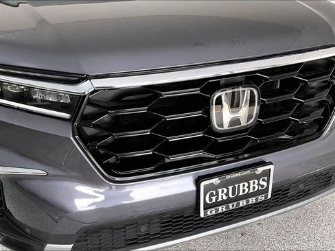 Used 2024 Honda Pilot Touring image 36