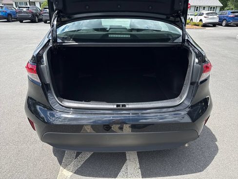 Used 2023 Toyota Corolla LE FWD image 12