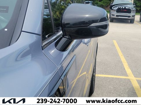 Certified 2022 Kia Sorento S FWD image 6