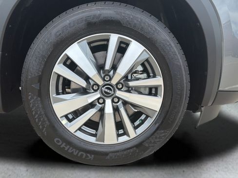 New 2026 Nissan Pathfinder SL AWD/4WD image 26