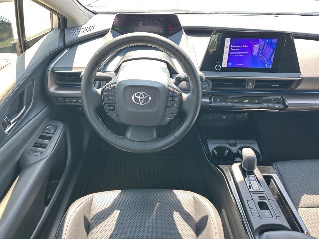 Used 2023 Toyota Prius XLE FWD image 12