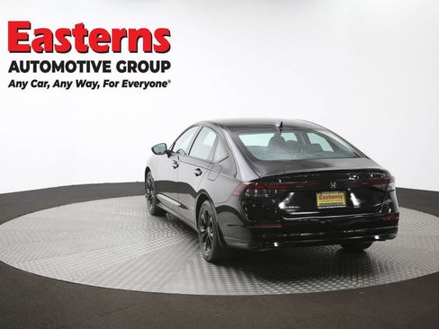 Used 2025 Honda Accord SE image 65