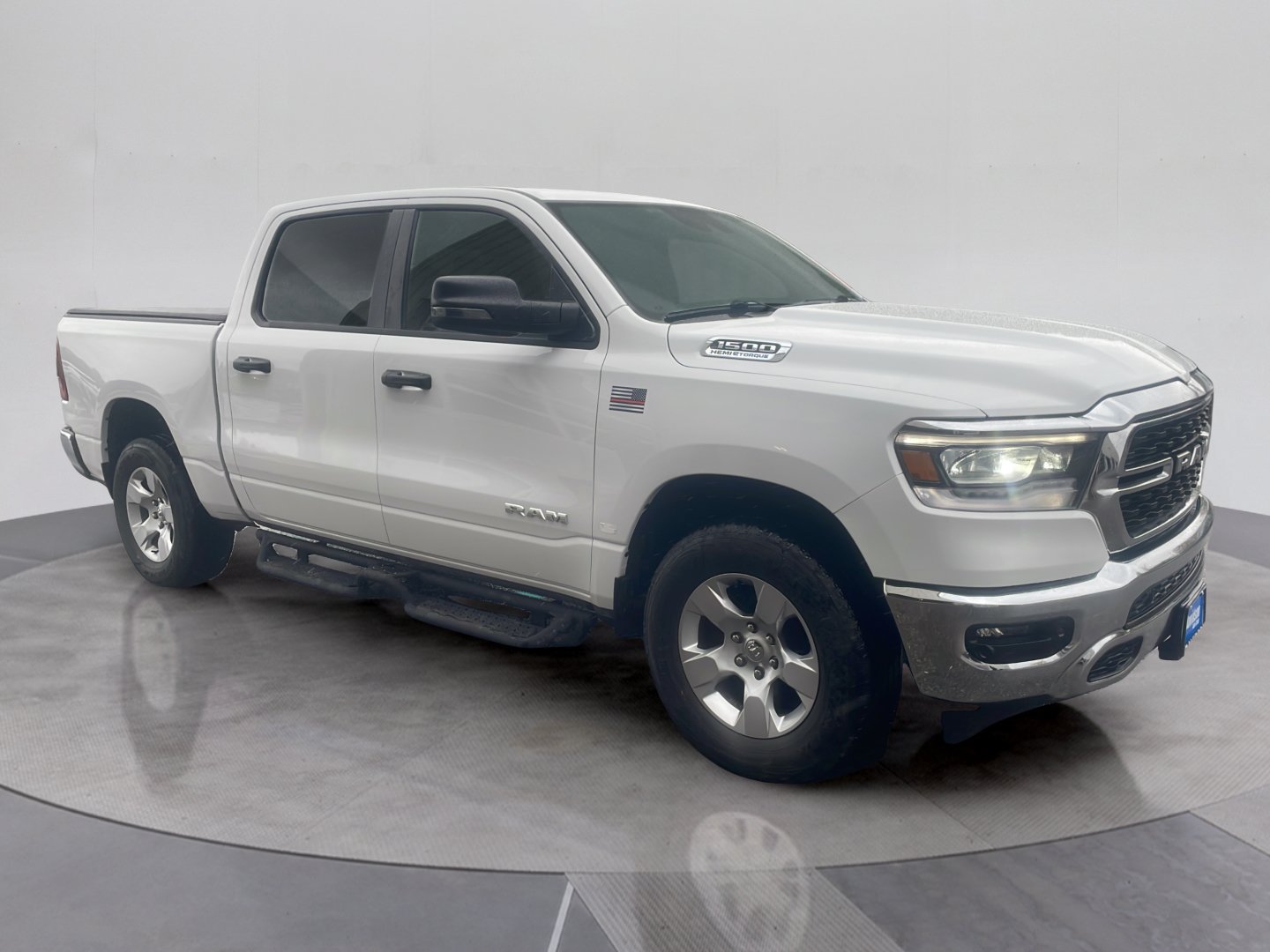 Used 2023 RAM 1500 Big Horn AWD/4WD image 9