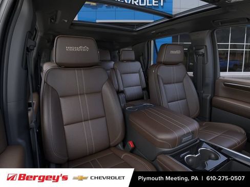 New 2026 Chevrolet Tahoe High Country w/ Sun And Tow Package AWD/4WD image 18