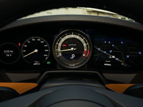 Used 2022 Porsche 911 GT3 image 14