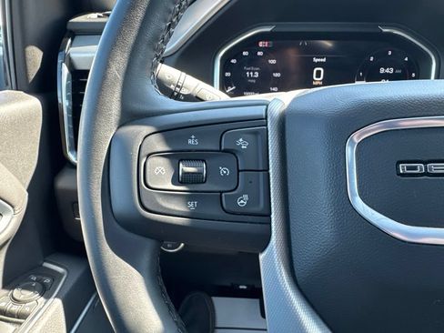 Used 2025 GMC Sierra 3500 Denali w/ Technology Package AWD/4WD image 22