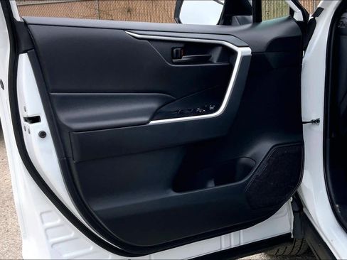 Used 2025 Toyota RAV4 LE image 19